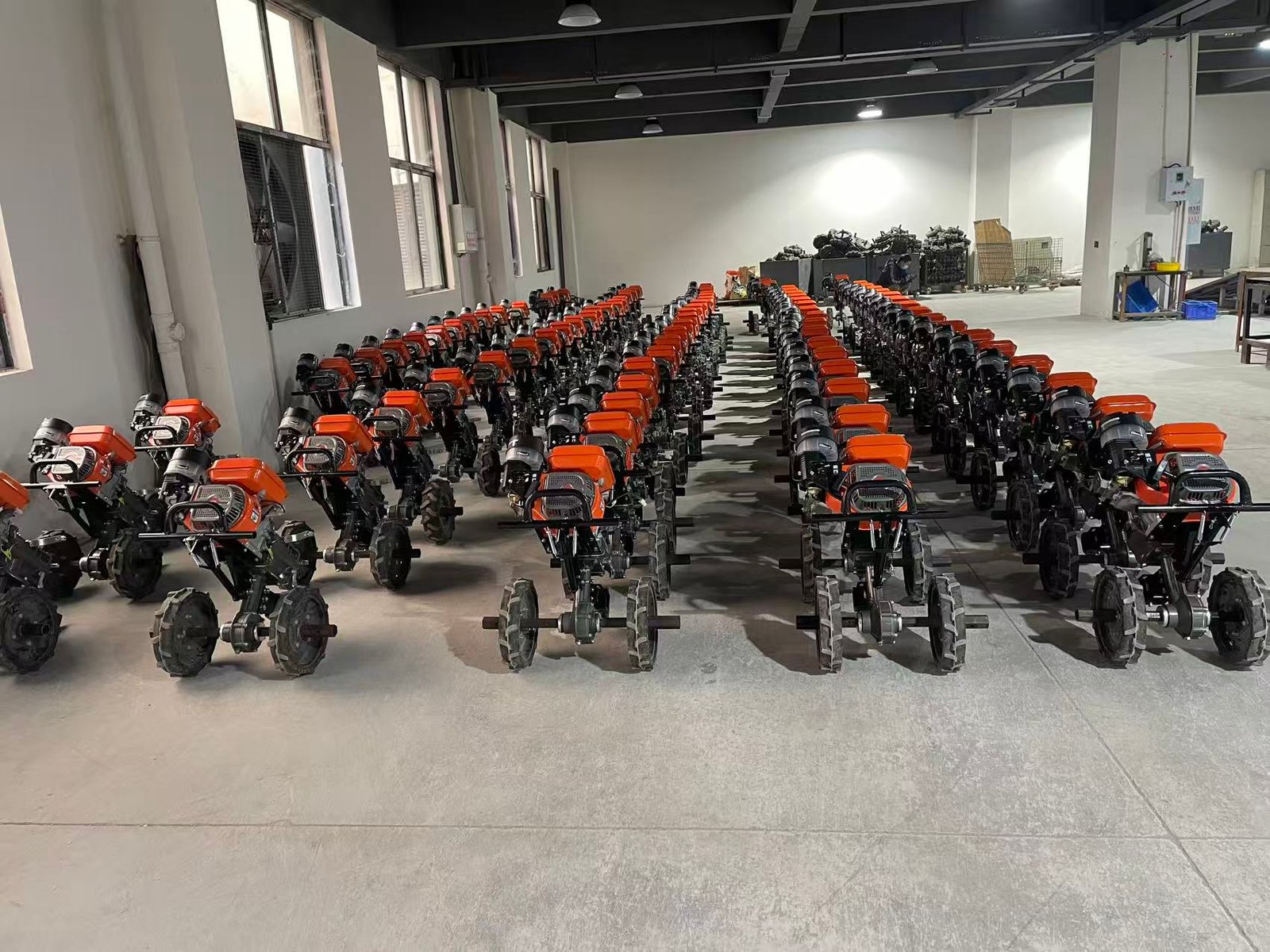 Guanzhongguan agricultural machinery inside the Chongqing factory